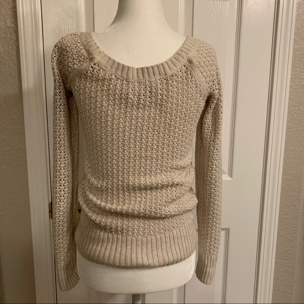 Top - Picture 2 of 7